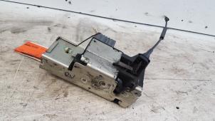 Gebruikte Portierslot Mechaniek 2deurs rechts Ford Transit Connect 1.8 TDCi 90 Prijs € 35,00 Margeregeling aangeboden door Autodemontagebedrijf Smit