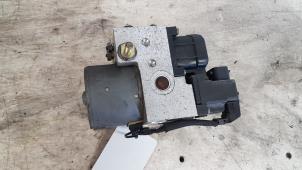 Używane Pompa ABS Alfa Romeo 146 (930B) 1.4 Twin Spark 16V Cena € 45,00 Procedura marży oferowane przez Autodemontagebedrijf Smit