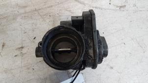 Gebruikte Gasklephuis Volkswagen Golf V (1K1) 2.0 TDI 16V Prijs € 40,00 Margeregeling aangeboden door Autodemontagebedrijf Smit