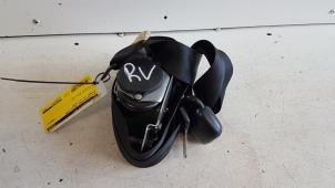 Gebruikte Veiligheidsgordel rechts-voor Hyundai i10 (F5) 1.1i 12V Prijs € 45,00 Margeregeling aangeboden door Autodemontagebedrijf Smit