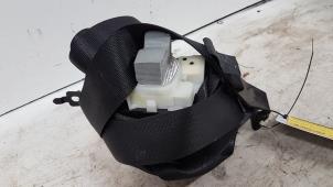 Begagnade Främre säkerhetsbälte, vänster Saab 9-3 II Sport Sedan (YS3F) 1.8t 16V Pris € 95,00 Marginaltabell erbjuds av Autodemontagebedrijf Smit