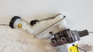 Begagnade Huvudcylinder Chevrolet Spark (M300) 1.0 16V Bifuel Pris € 20,00 Marginaltabell erbjuds av Autodemontagebedrijf Smit