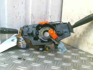 Begagnade Spak, rattstång Peugeot 406 (8B) 1.8 16V Pris € 40,00 Marginaltabell erbjuds av Autodemontagebedrijf Smit