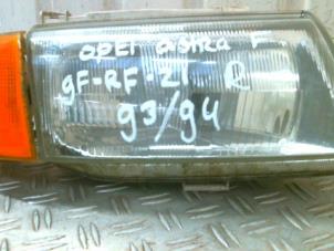 Gebruikte Rechter Koplamp Opel Astra F (56/57) 1.6 Si . Prijs € 35,00 Margeregeling aangeboden door Autodemontagebedrijf Smit