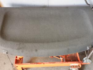 Gebruikte Hoedenplank Opel Astra G (F08/48) 1.6 16V Prijs € 25,00 Margeregeling aangeboden door Autodemontagebedrijf Smit