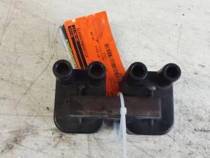 Gebruikte Bobine Renault Twingo (C06) 1.2 16V Prijs € 15,00 Margeregeling aangeboden door Autodemontagebedrijf Smit