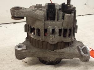 Gebruikte Alternator Renault Twingo (C06) 1.2 Prijs € 35,00 Margeregeling aangeboden door Autodemontagebedrijf Smit