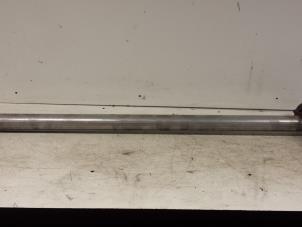 Begagnade Ljuddämpare, mittensektion Ford Focus 1 1.8 16V Pris på förfrågan erbjuds av Autodemontagebedrijf Smit