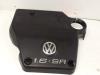 Volkswagen Golf IV (1J1) 1.6 Motorkåpa