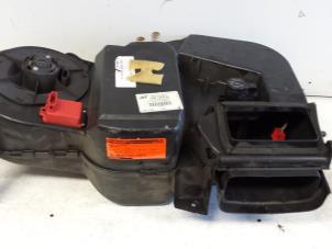 Gebruikte Kachelhuis Ford Galaxy (WGR) 2.8i V6 24V Prijs € 75,00 Margeregeling aangeboden door Autodemontagebedrijf Smit