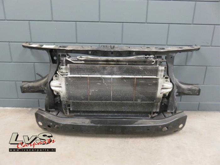 Volkswagen Transporter Front panel