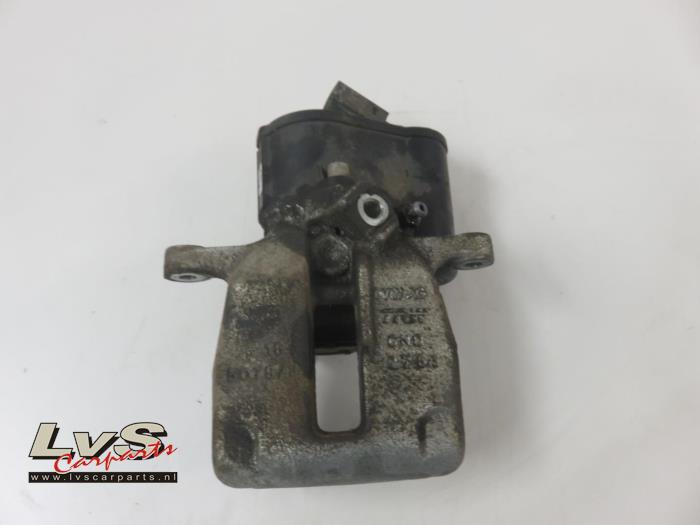 Volkswagen Tiguan Rear brake calliper, left