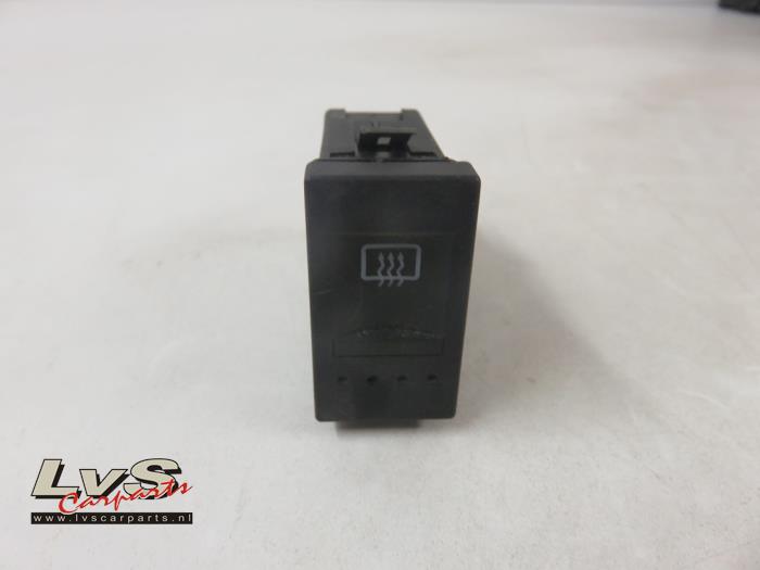 Volkswagen Polo Rear window heating switch