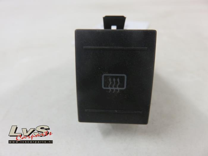 Volkswagen Polo Rear window heating switch