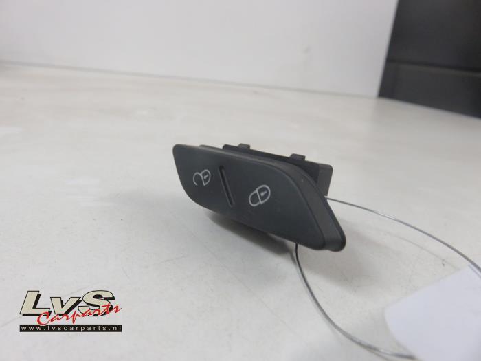 Volkswagen Golf Central locking switch