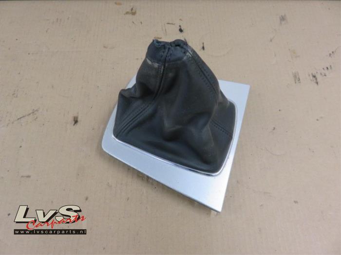 Audi A4 Enveloppe levier de vitesse