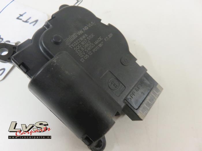 Volkswagen Golf Heater valve motor