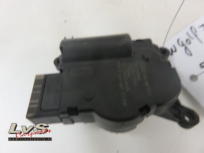 Volkswagen Golf Heater valve motor