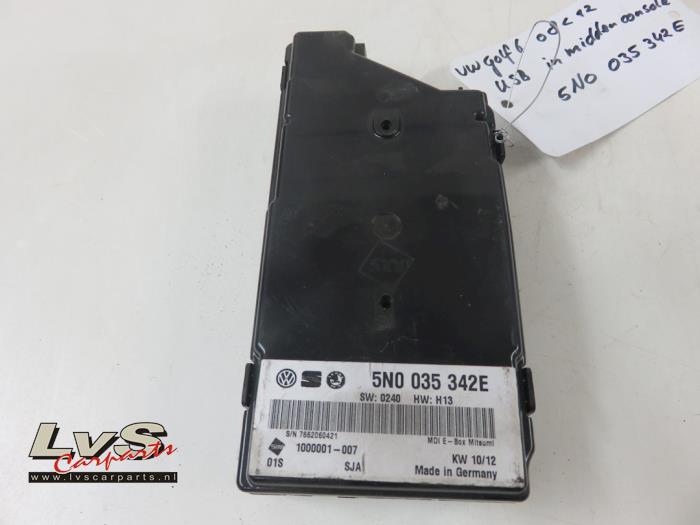 Volkswagen Golf Unité de contrôle Multimedia