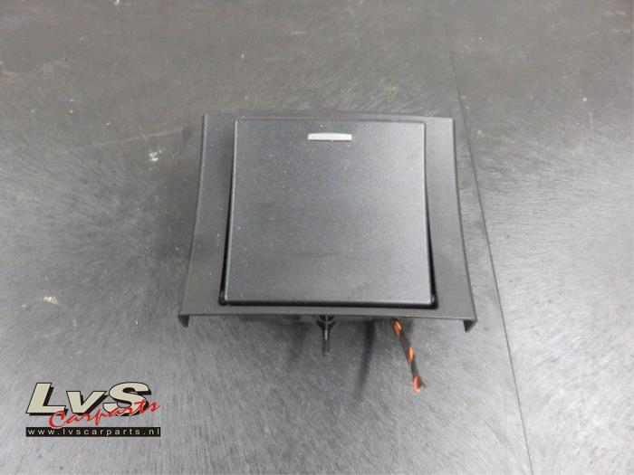 Mercedes E-Klasse Cendrier avant