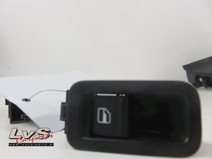 Volkswagen Polo Electric window switch