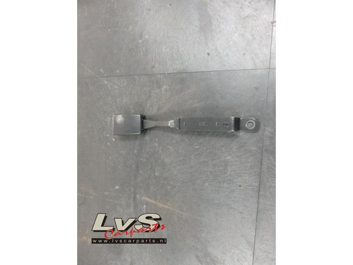 Volkswagen Caddy Front seatbelt buckle, left