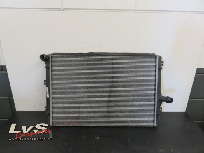 Volkswagen Golf Radiator