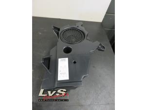 Gebruikte Subwoofer Audi A3 (8P1) 2.0 TDI DPF Prijs op aanvraag aangeboden door LvS Carparts