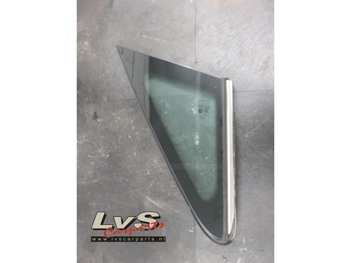 Opel Zafira B Quarter light, front left