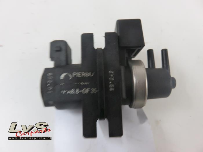 BMW 5-Serie Boost pressure sensor