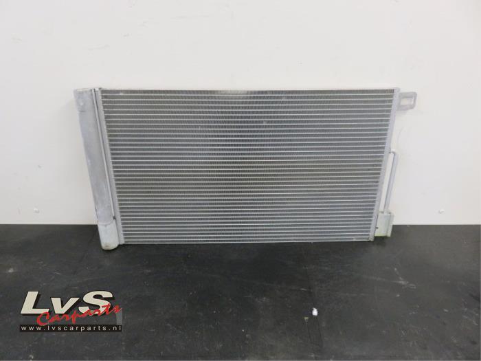 Opel Corsa Condensateur clim