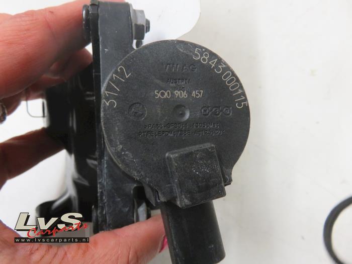 Audi A4 Additional water pump
