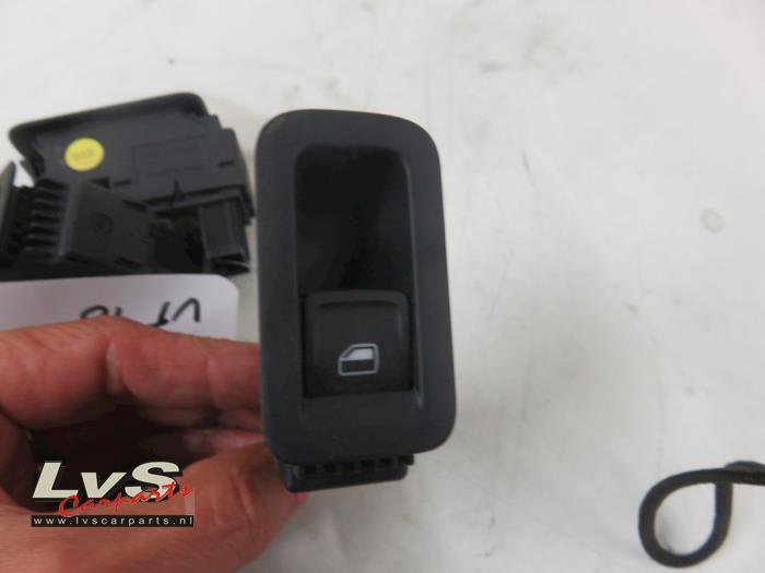 Volkswagen Golf Electric window switch