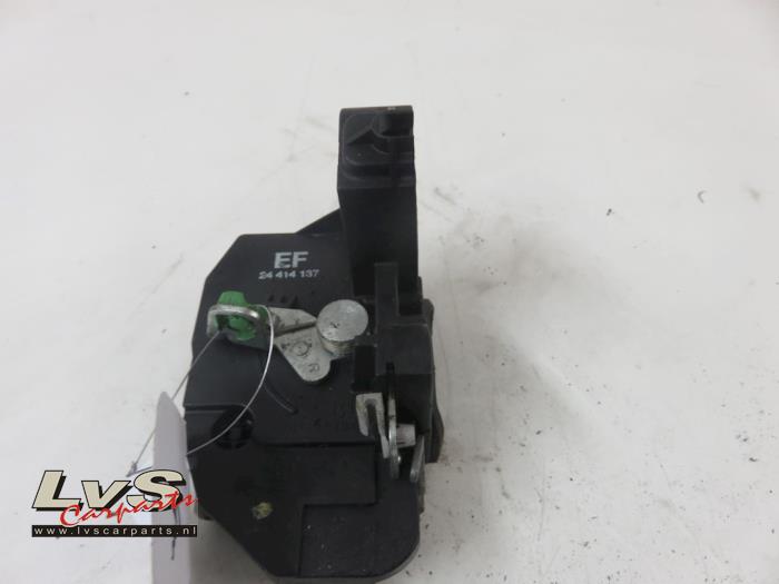 Opel Corsa Türschlossmechanik 4-türig rechts hinten