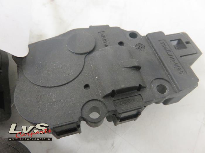 Mercedes C-Klasse Heater valve motor