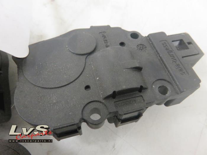 Mercedes C-Klasse Heater valve motor