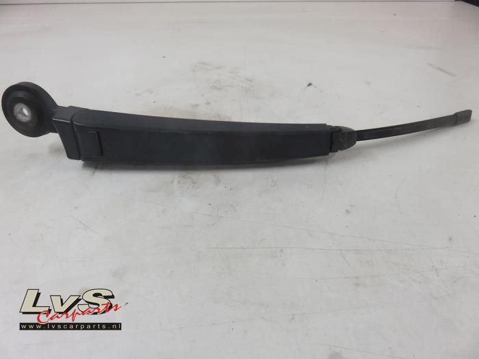 Volkswagen Touareg Rear wiper arm