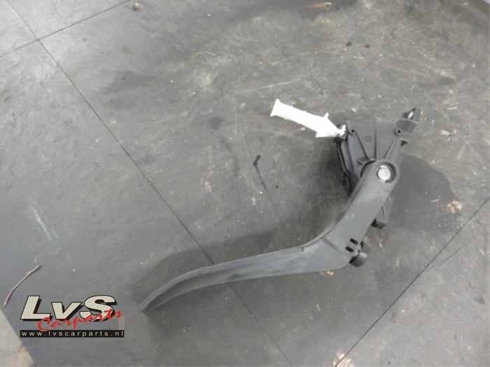 Volkswagen Touareg Accelerator pedal