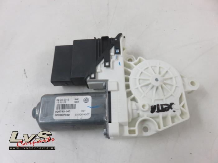 Volkswagen Jetta Moteur de vitre portière