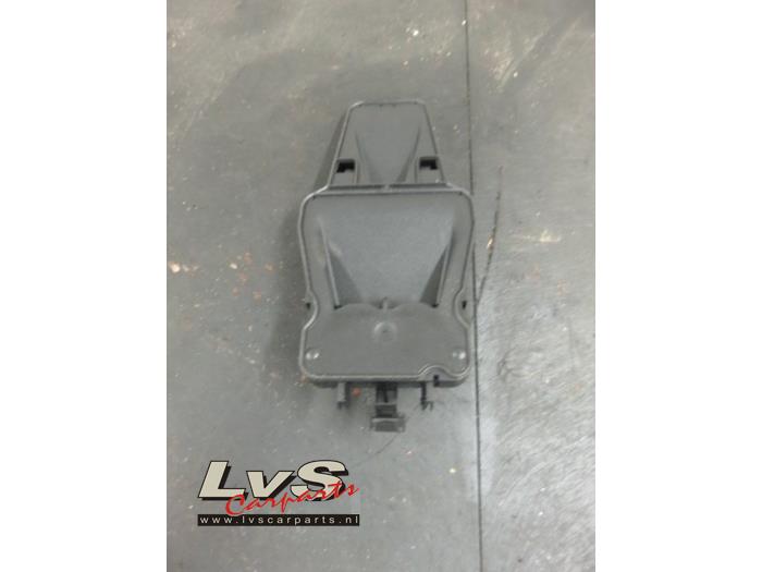 Volkswagen UP Brake assist sensor