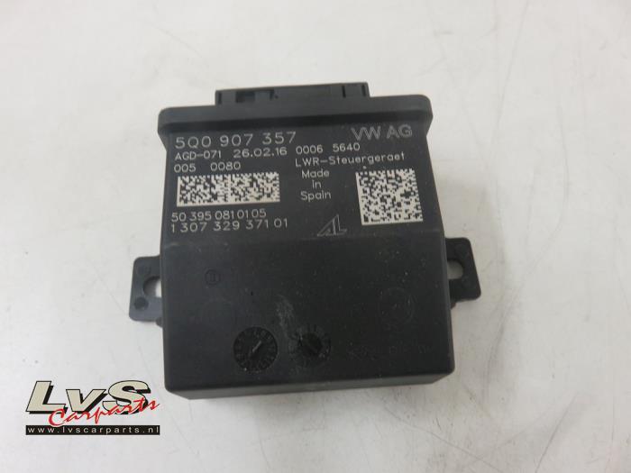 Volkswagen Golf Computer lighting module