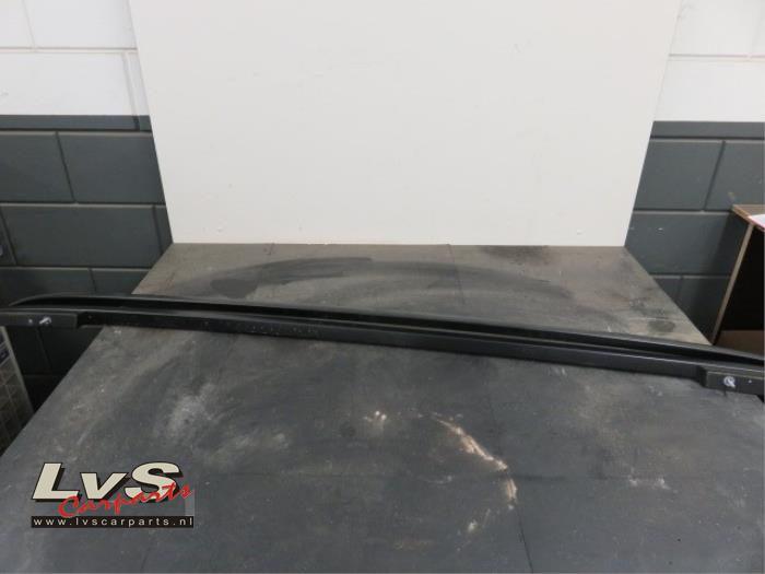 Volkswagen Golf Roof rail kit