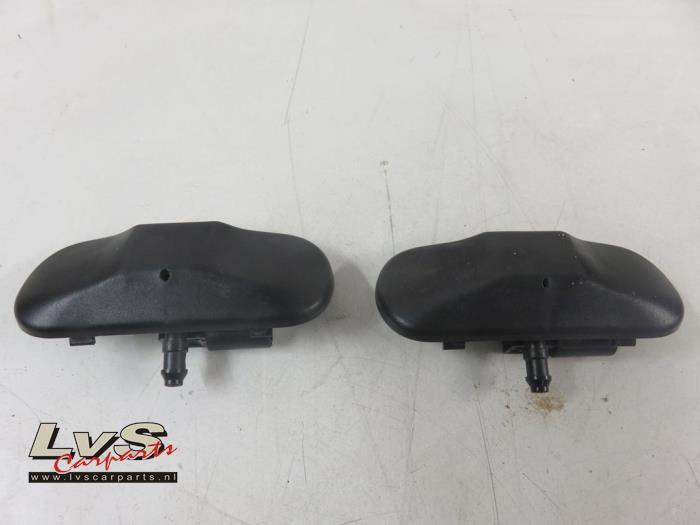 Volkswagen Golf Ruitensproeier voor