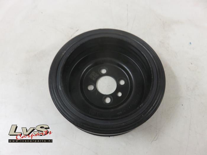 Krukas Poelie van een Volkswagen T-Roc I 2.0 TDI 150 16V 2017