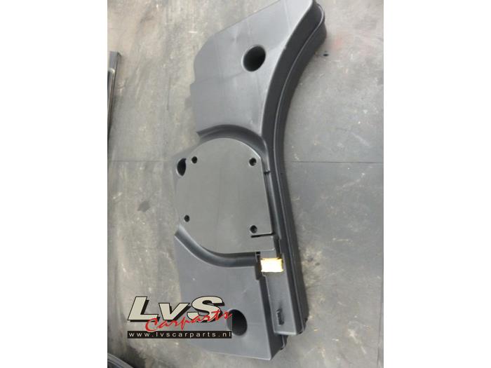 Volkswagen Polo Caisson de graves