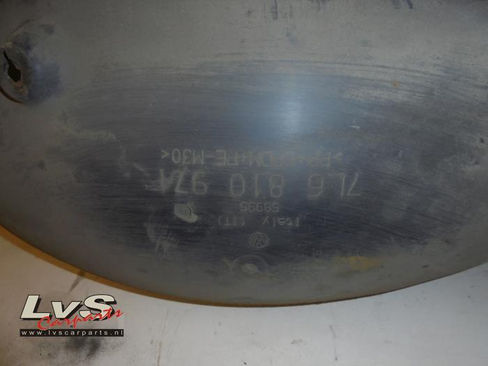 Volkswagen Touareg Wheel arch liner