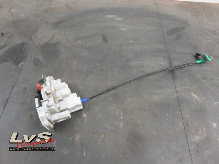 Peugeot Bipper Serrure portière mécanique 2portes gauche