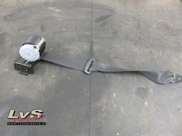 Opel Astra Sicherheitsgurt links hinten