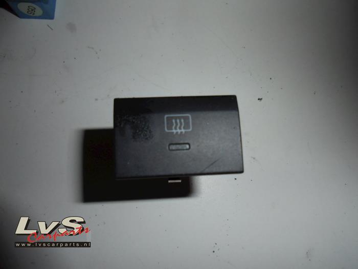 Volkswagen Polo Rear window heating switch