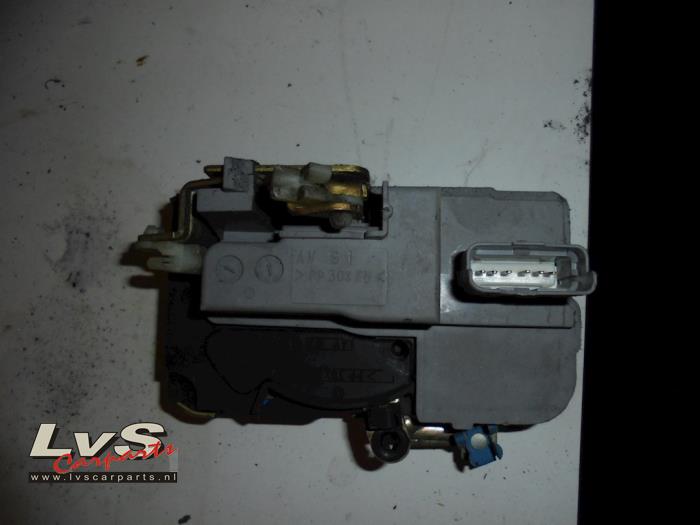 Citroen Berlingo Door lock mechanism 4-door, front left